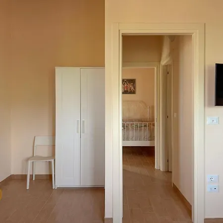 Holiday home Pinetoalba Scerne