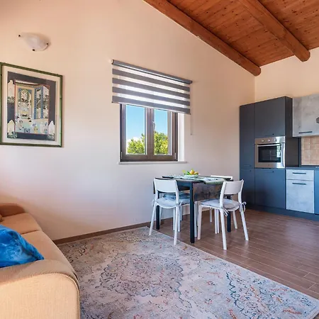 Holiday home Pinetoalba Scerne
