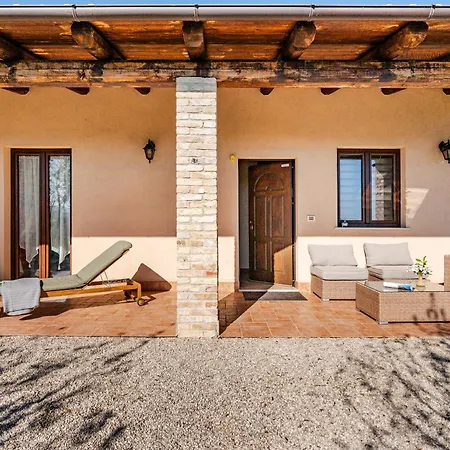 Holiday home Pinetoalba *