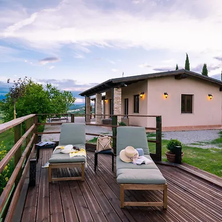 Holiday home Pinetoalba Scerne